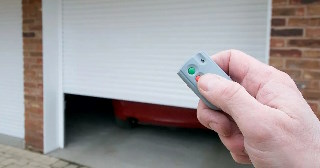 Купить автоматику для рулонных ворот Чусовой, цена от 2807 руб.